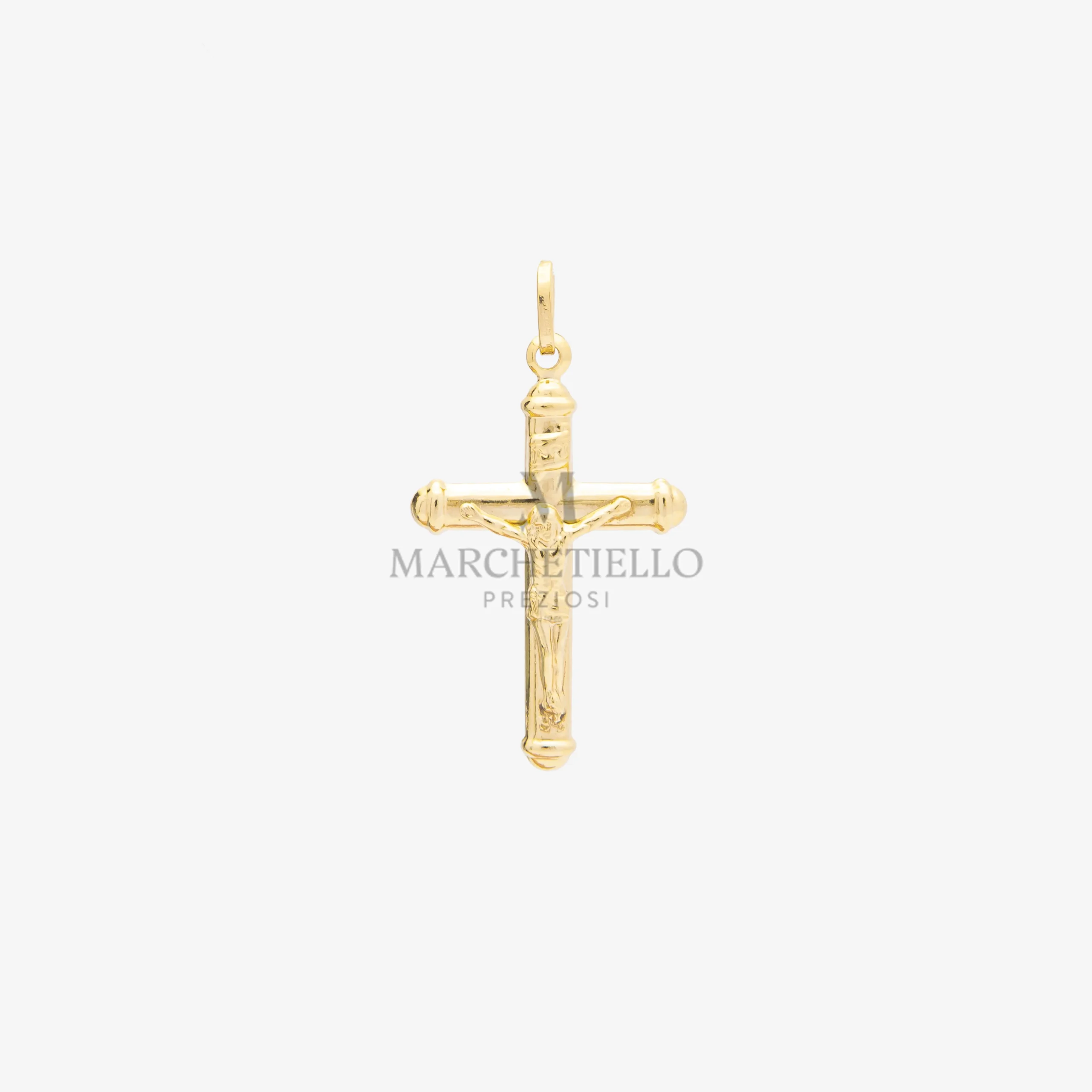 Croce con lati rotondi con cristo